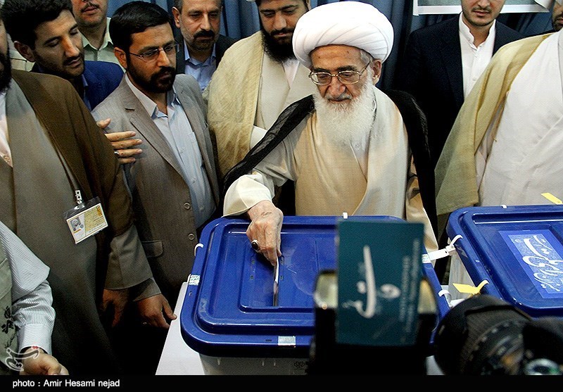 آیت الله نوری همدانی