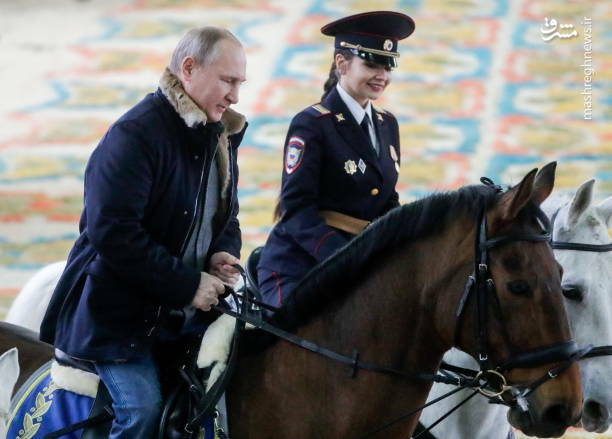 اسب سواری پوتین +عکس