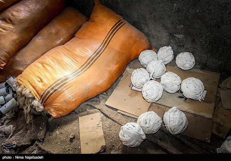 هنر نخ تابی دستی در مشهد