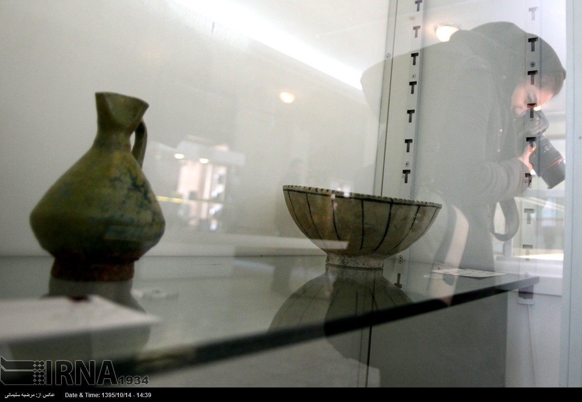 نمایش اشیای تاریخی استرداد شده از ایتالیا در موزه ملی ایران