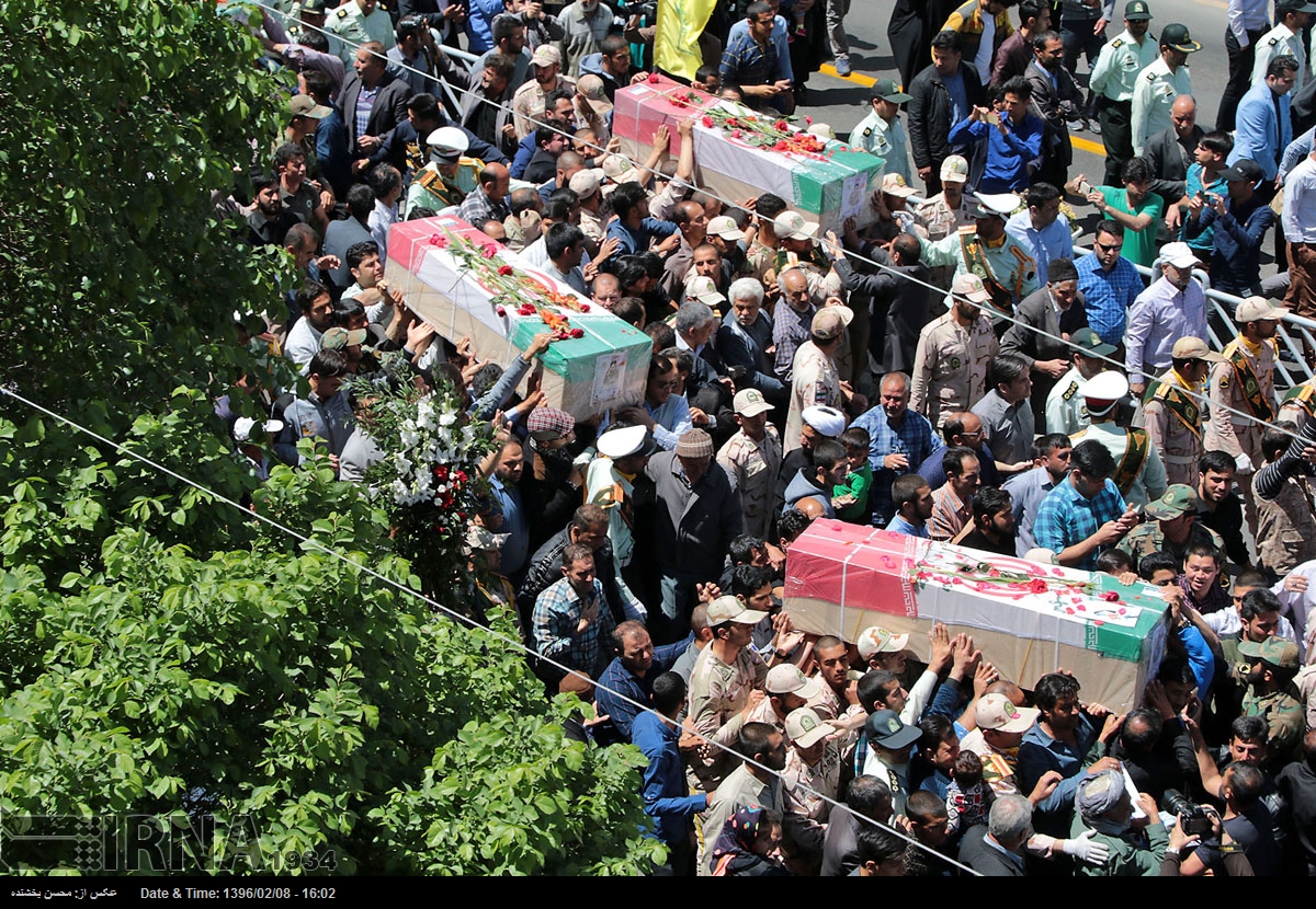 تشییع پیکر پاک ۶ شهید حادثه تروریستی در مشهد