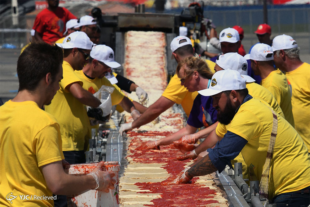 پخت طولانی ترین پیتزای جهان در کالیفرنیا