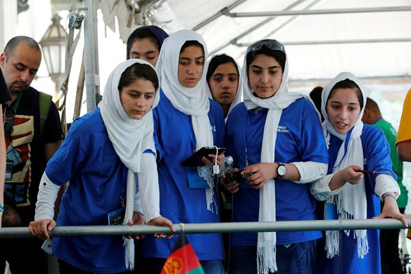 تیم دختران افغانستان درمسابقات المپیک ربات‌ها
