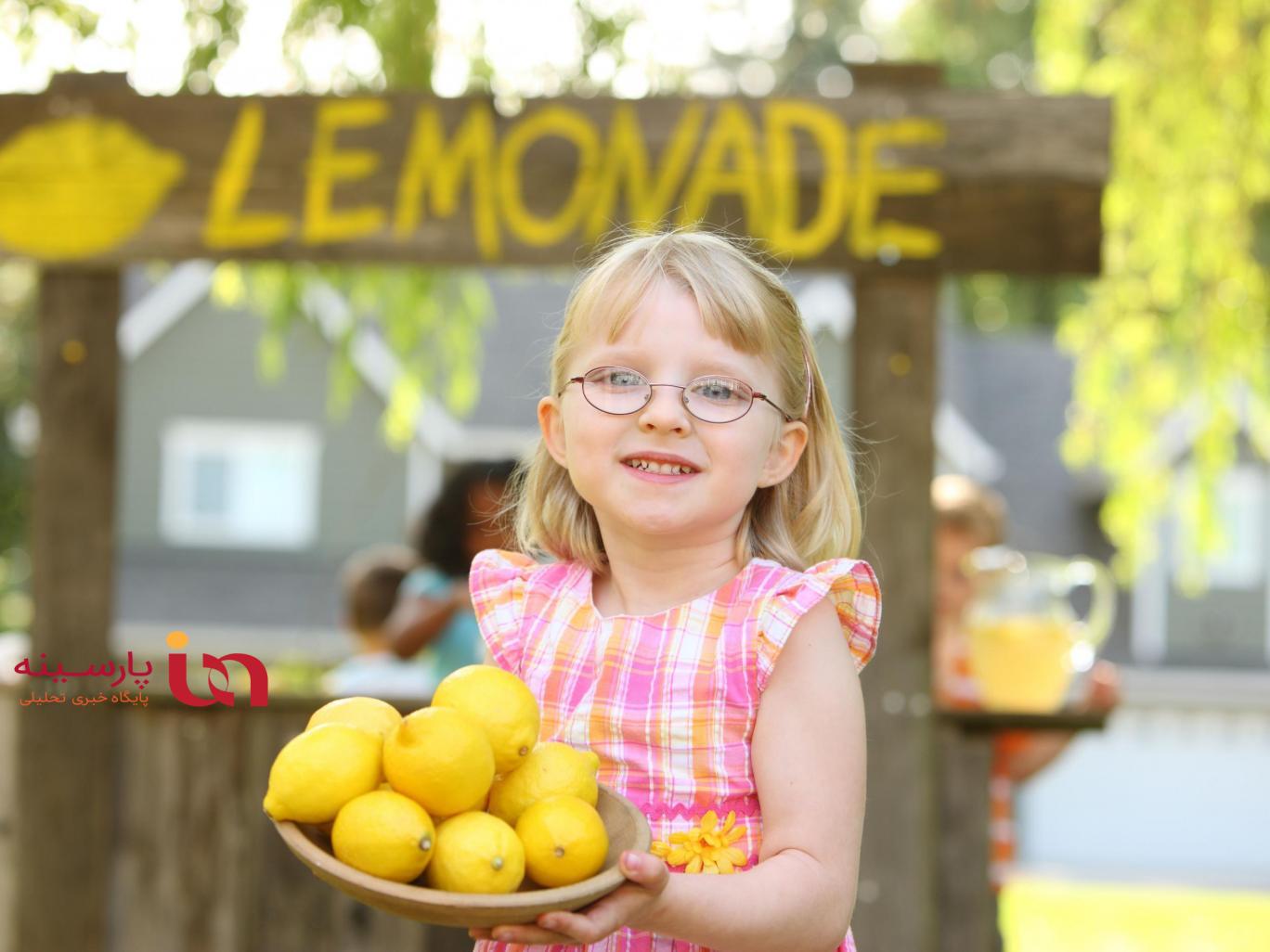 پیشنهاد فراوان کار به دختر ۵ ساله لیموناد فروش