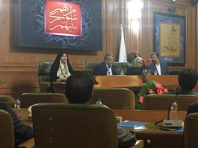 محسن هاشمی بر صندلی ریاست شورای شهر