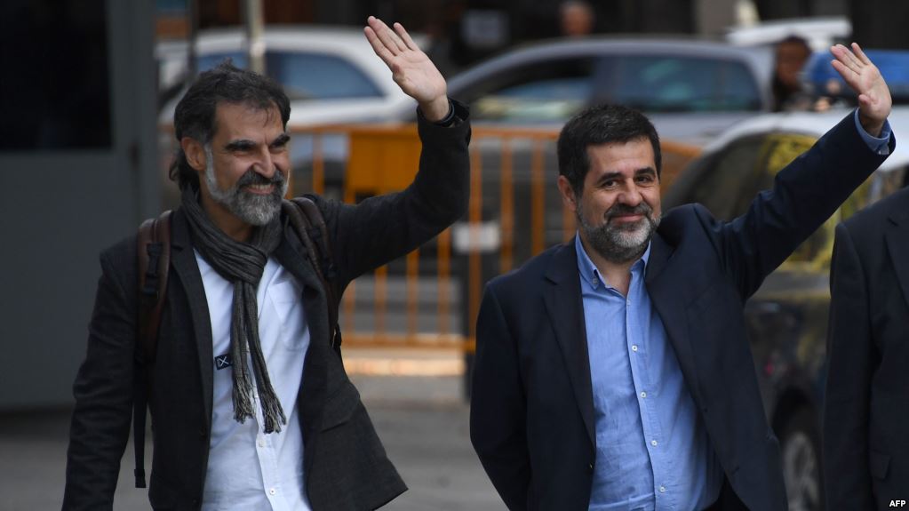 صدور حکم بازداشت دو تن از رهبران استقلال طلب کاتالونیا
