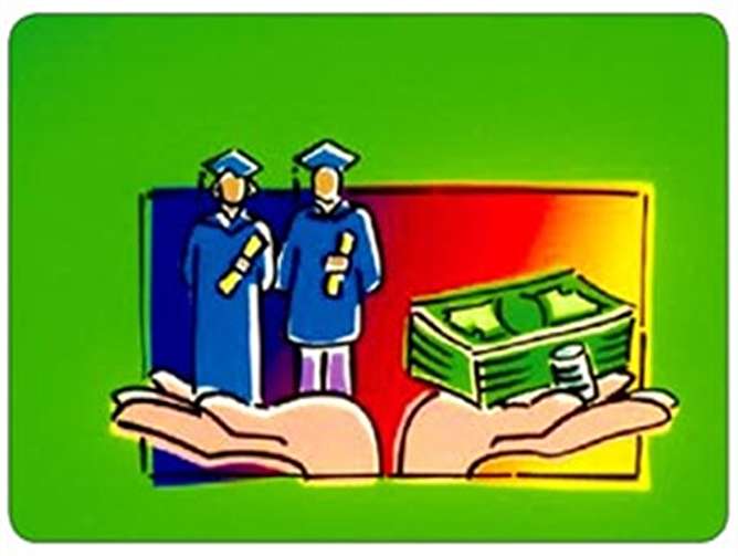 ۸۵ درصد دانشجویان به صورت پولی تحصیل می‌کنند
