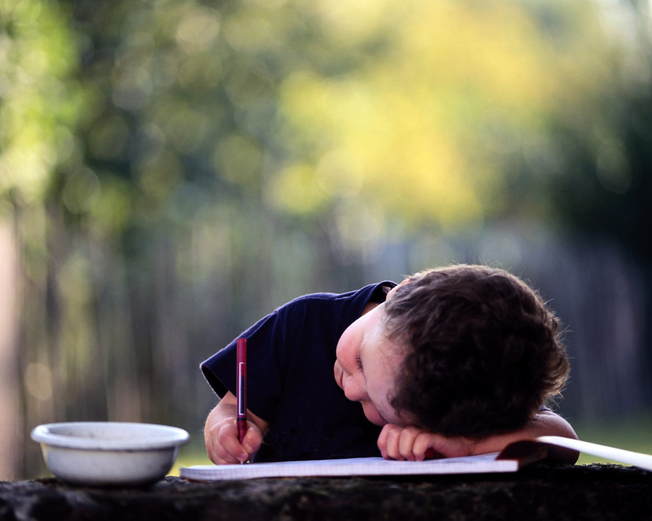 به این ۸ دلیل برای کودکتان نامه بنویسید