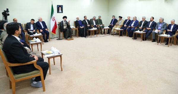 رئیس‌جمهور و اعضای هیئت دولت با رهبر انقلاب دیدار کردند