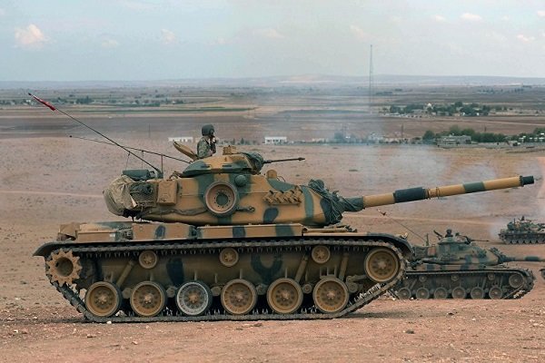 ارسال تجهیزات نظامی ترکیه به سمت مرز‌های مشترک با سوریه