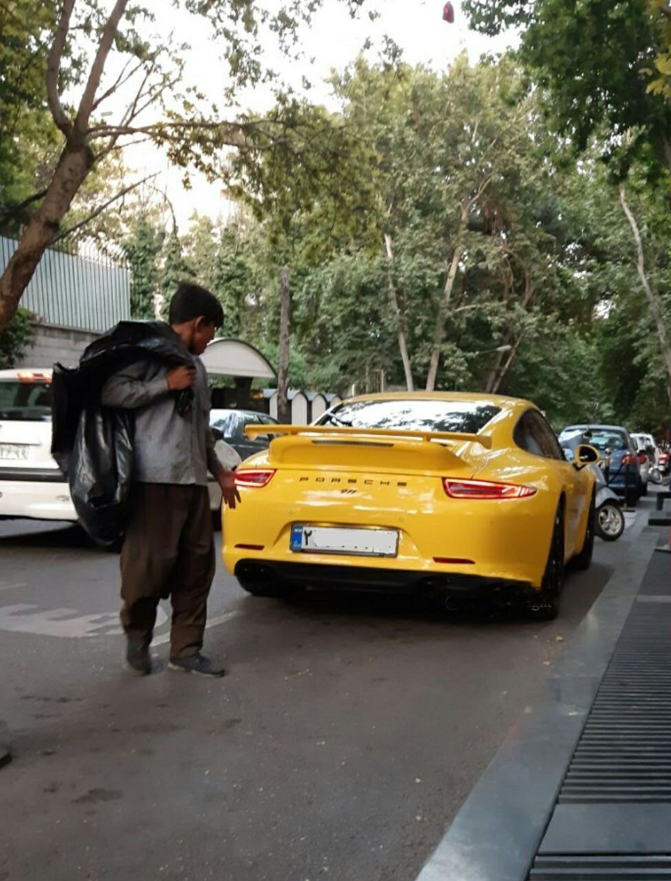 اختلاف طبقاتی وحشتناک در خیابان های تهران! + عکس