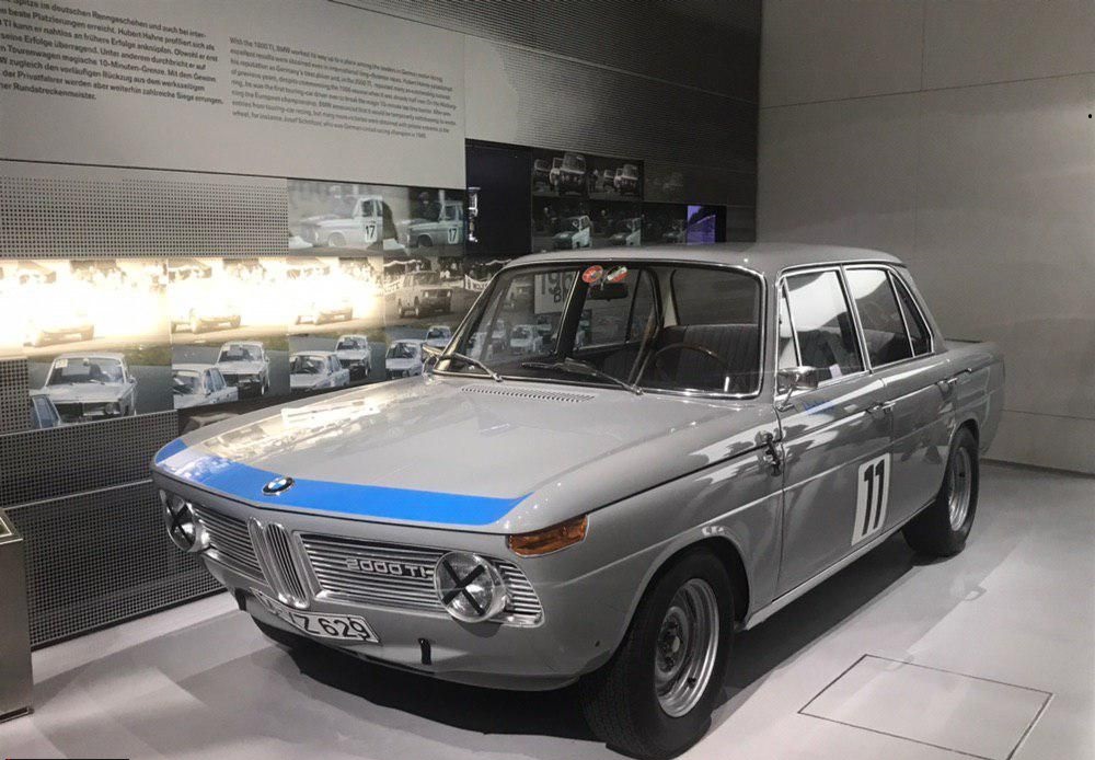 موزه BMW در مونیخ + عکس