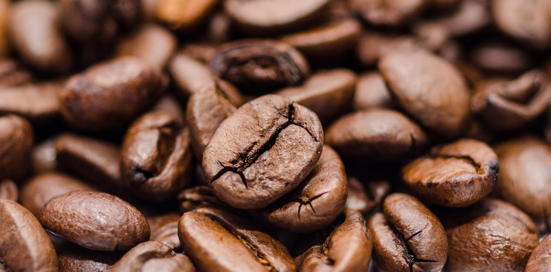 ۷ تاثیر مثبت و منفی مصرف قهوه