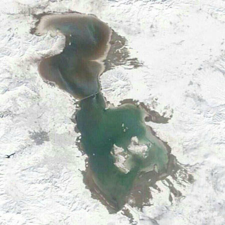 تصویر ماهواره‌ای از بارش برف در اطراف دریاچه ارومیه