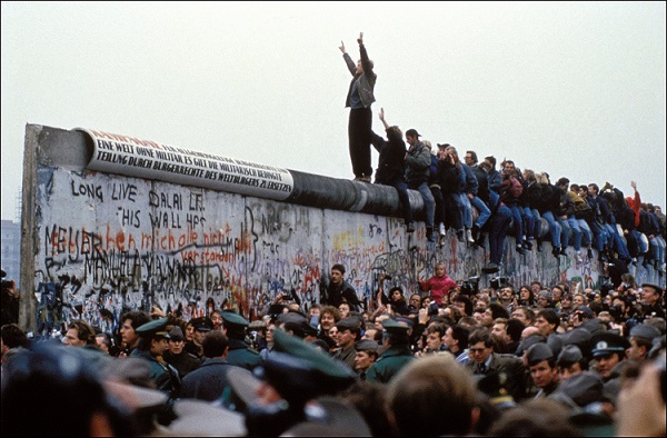 ۱۰ واقعیت جالب درباره دیوار برلین+عکس