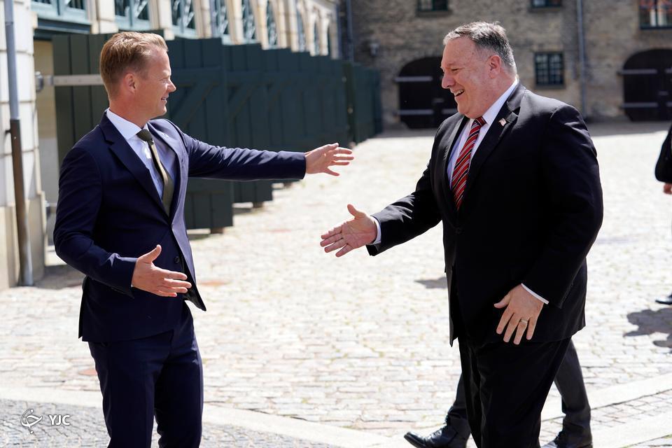 امتناع وزیر خارجه دانمارک از دست دادن با پمپئو+ عکس