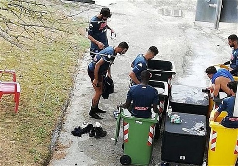 واکنش باشگاه ناپولی به خبر تمرین بازیکنانش در سطل‌های زباله کثیف + عکس