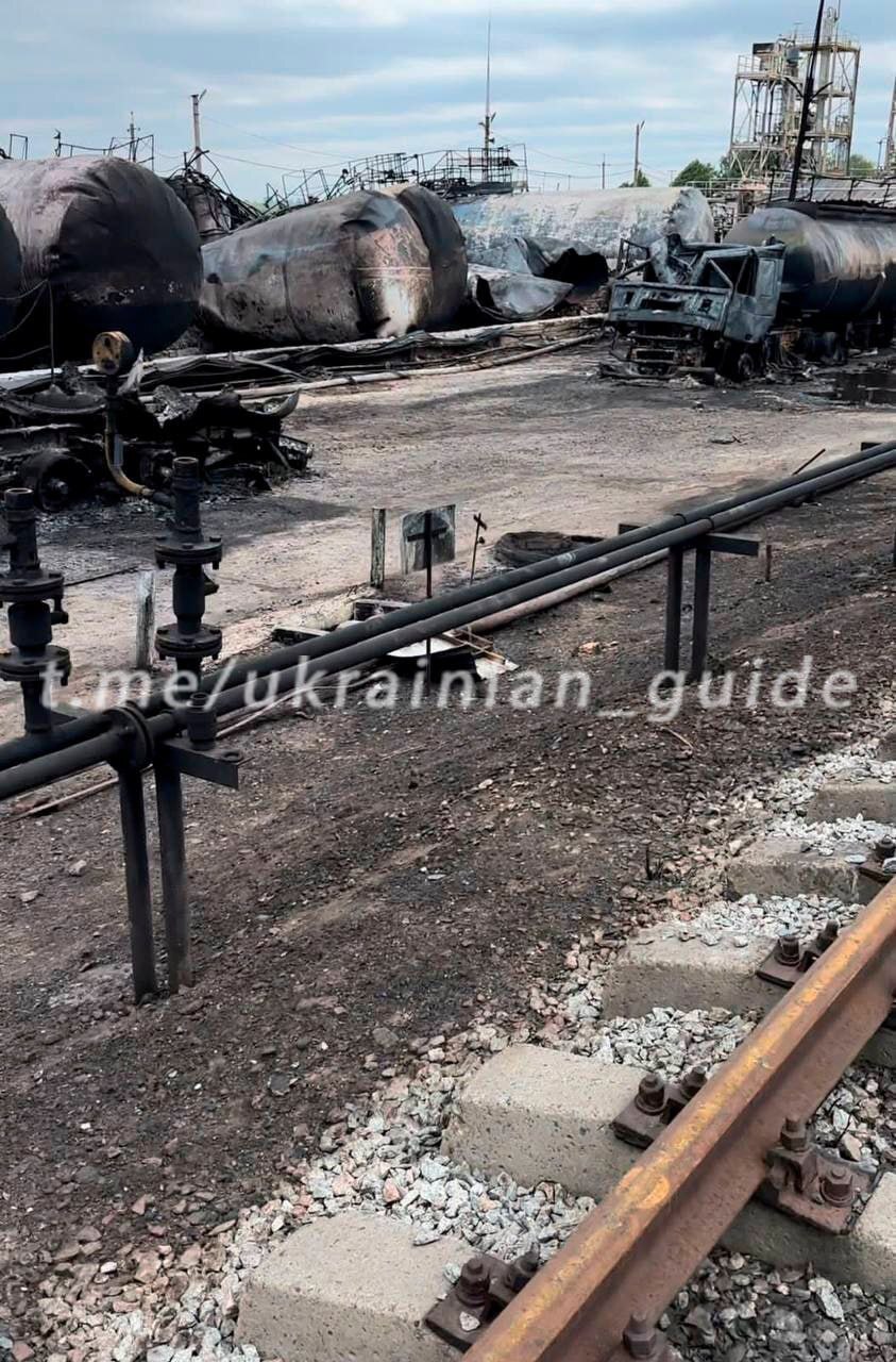 برخورد پهپادهای انتحاری گل شمعدانی روسیه به میادین نفت و میعانات گازی اوکراین+ تصاویر