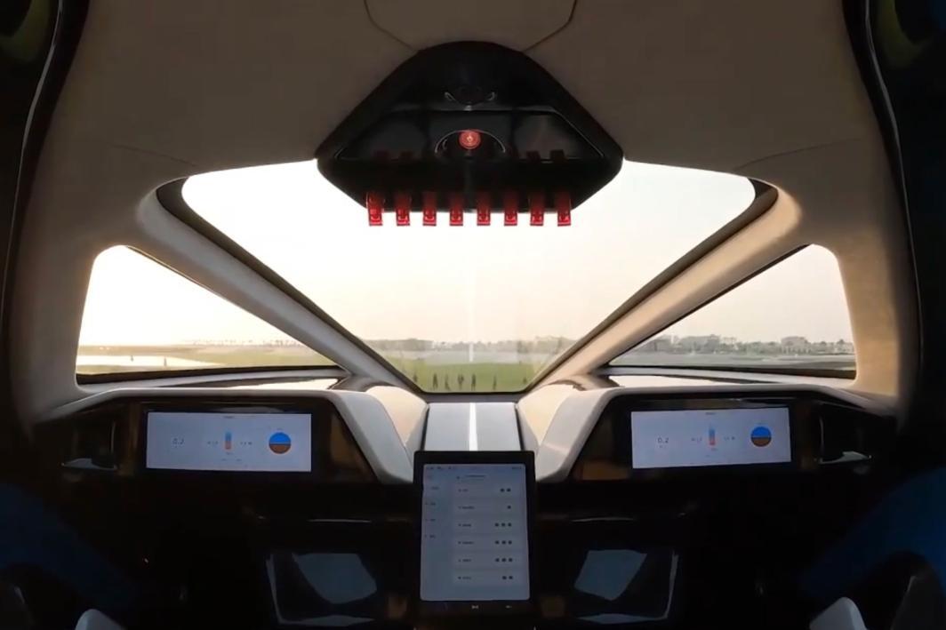 کابین خودروی پرنده تمام برقی