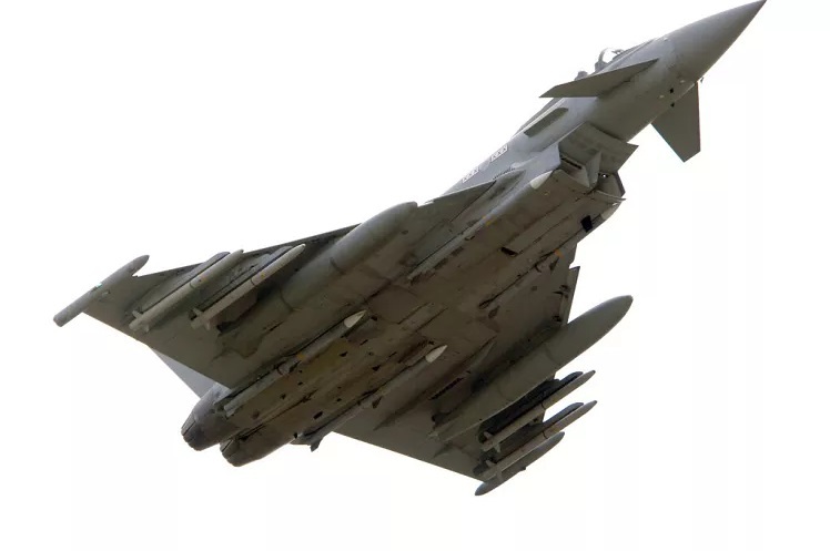 تردید آلمان درباره ساخت جنگنده های «یوروفایتر تایفون» برای عربستان