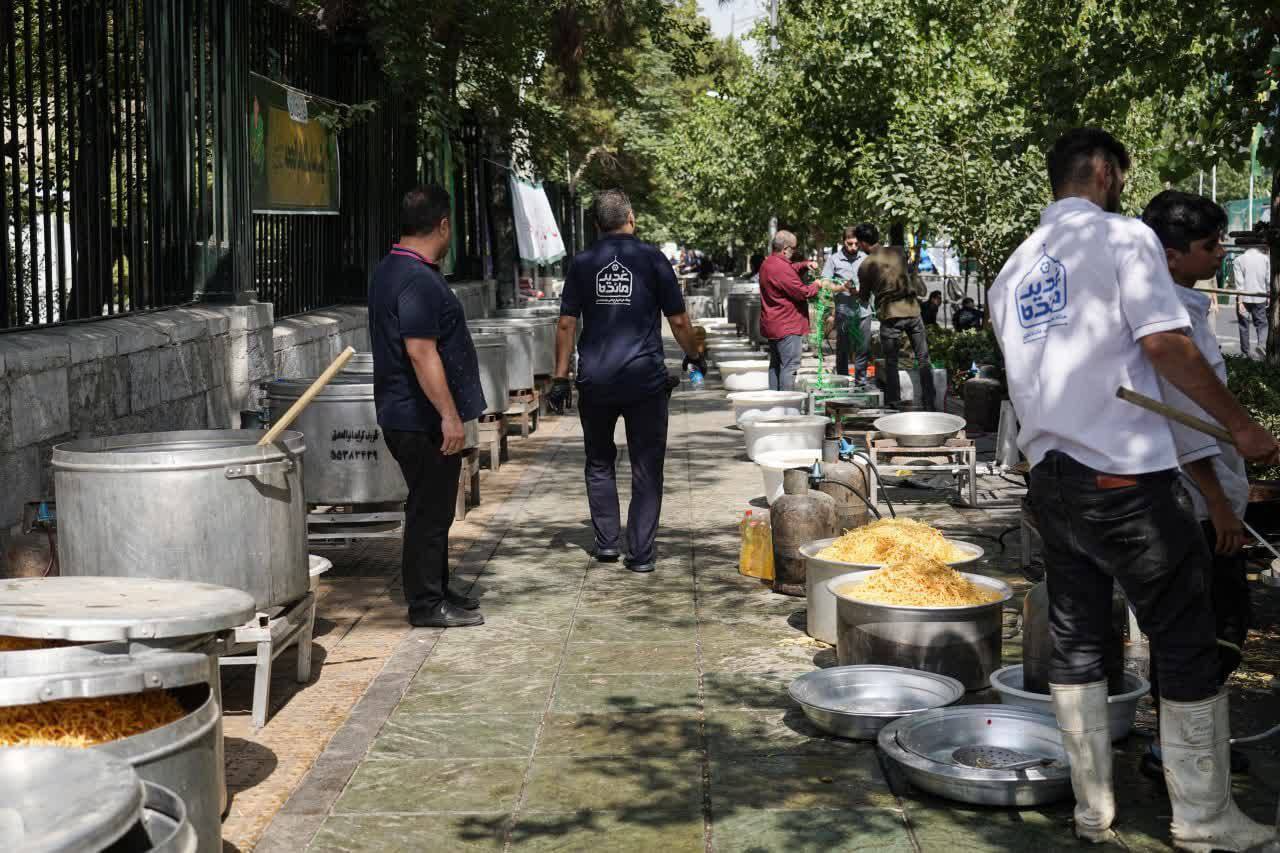 تصاویری از جشن بزرگ غدیر در تهران تصاویری از جشن بزرگ غدیر در تهران