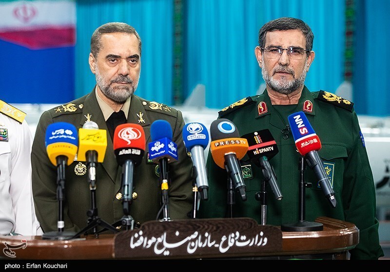 آئین الحاق موشک های کروز ابومهدی به نیروی دریایی ارتش و سپاه/ گزارش تصویری