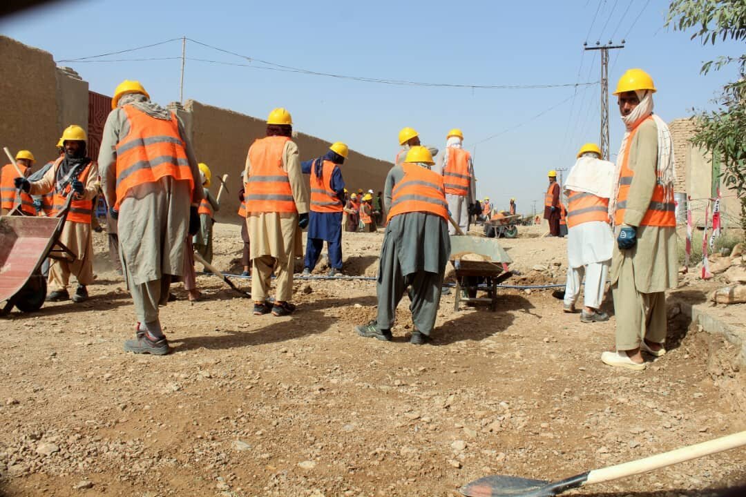 پروژه خیابان‌سازی در افغانستان توسط طالبان کلید خورد