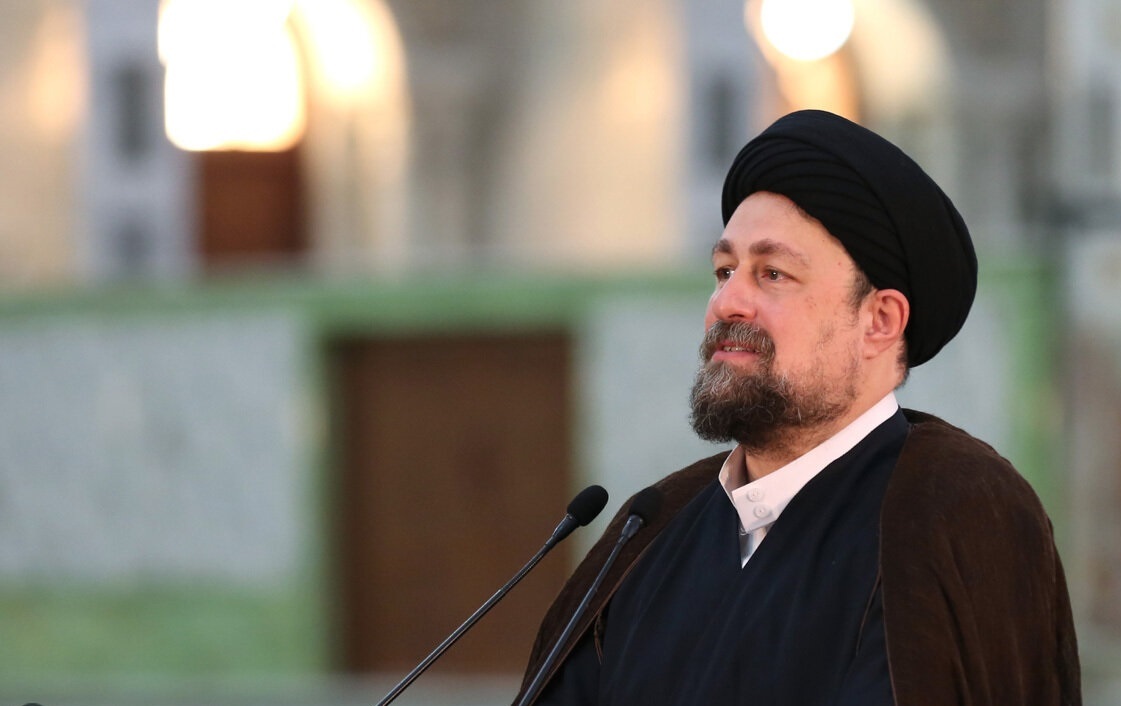 گرد پیری بر چهره سیدحسن خمینی هم نشست