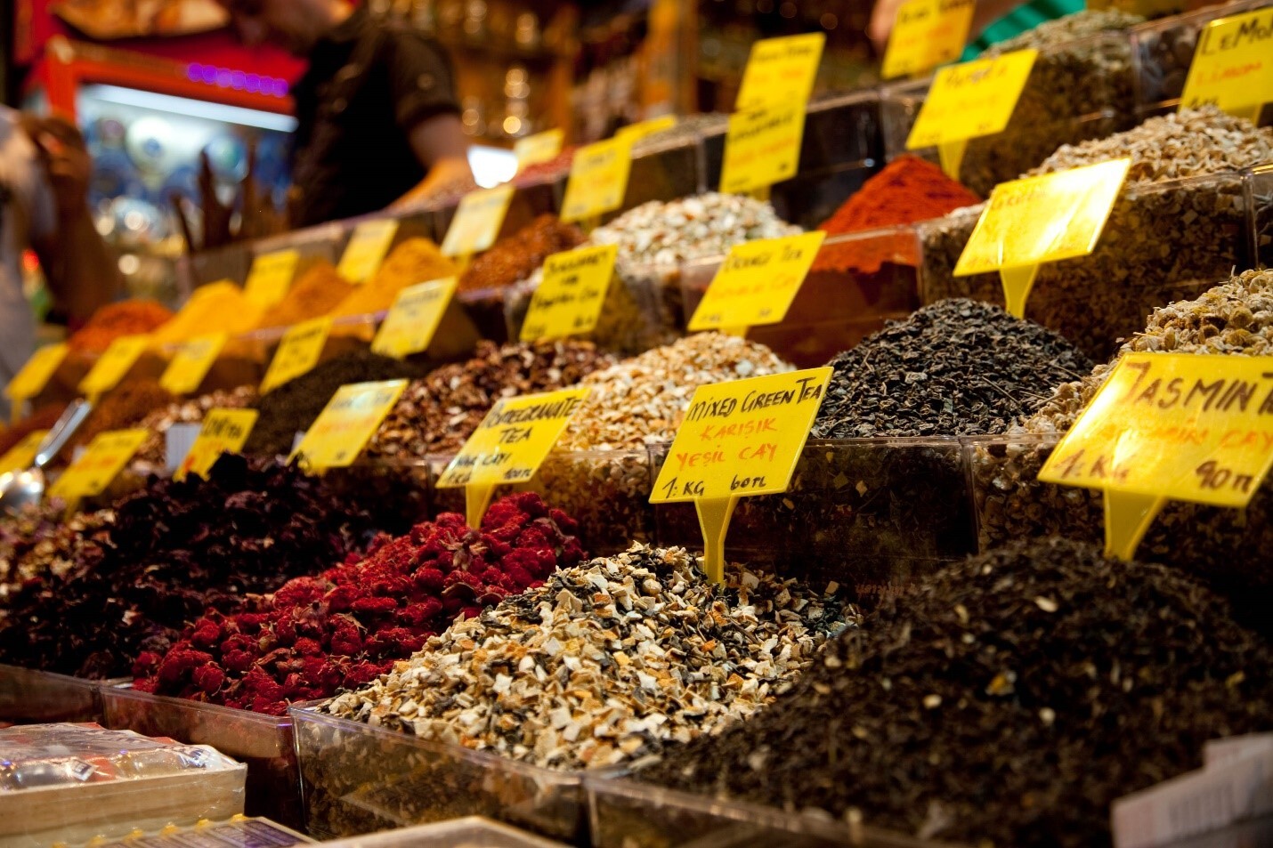 چرا باید در سفر استانبول به بازار ادویه هم برویم؟