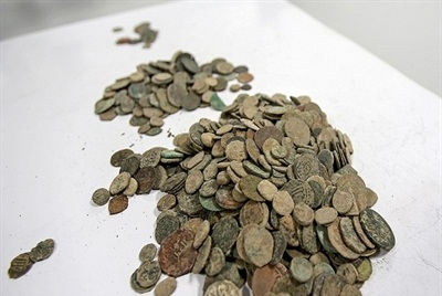 ماجرای کشف سکه‌ و گنج در قبرستان ابن بابویه چیست؟ + عکس