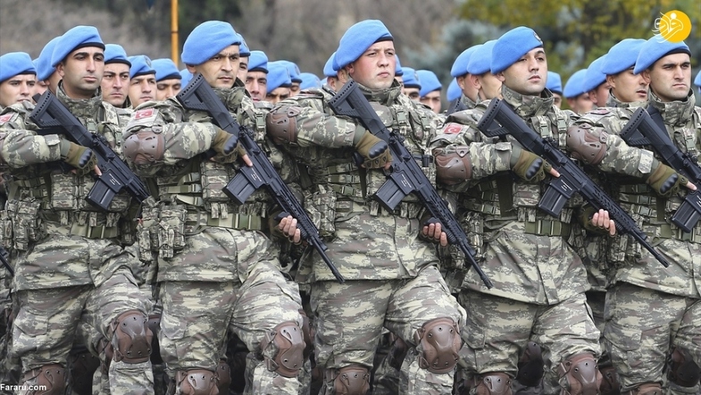رژه نظامی ارتش آذربایجان در حضور علی اف و اردوغان +عکس