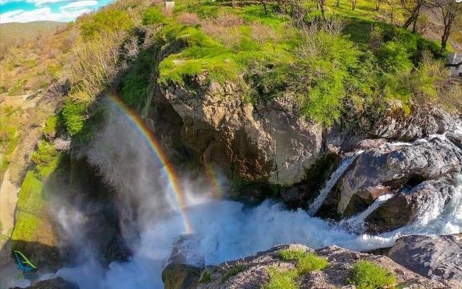 آبشار زیبای شلماش در سردشت