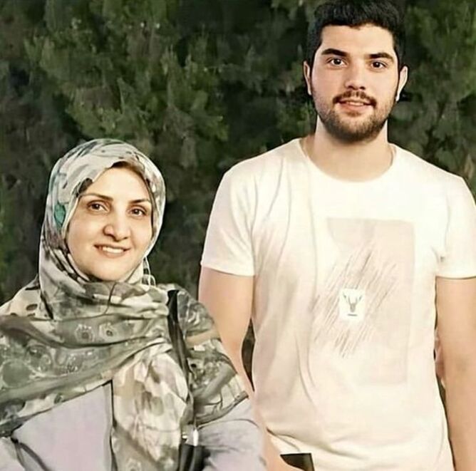 سینا مهراد و مادرش+عکس