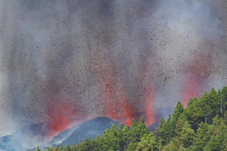 فوران آتشفشان در جزایر قناری