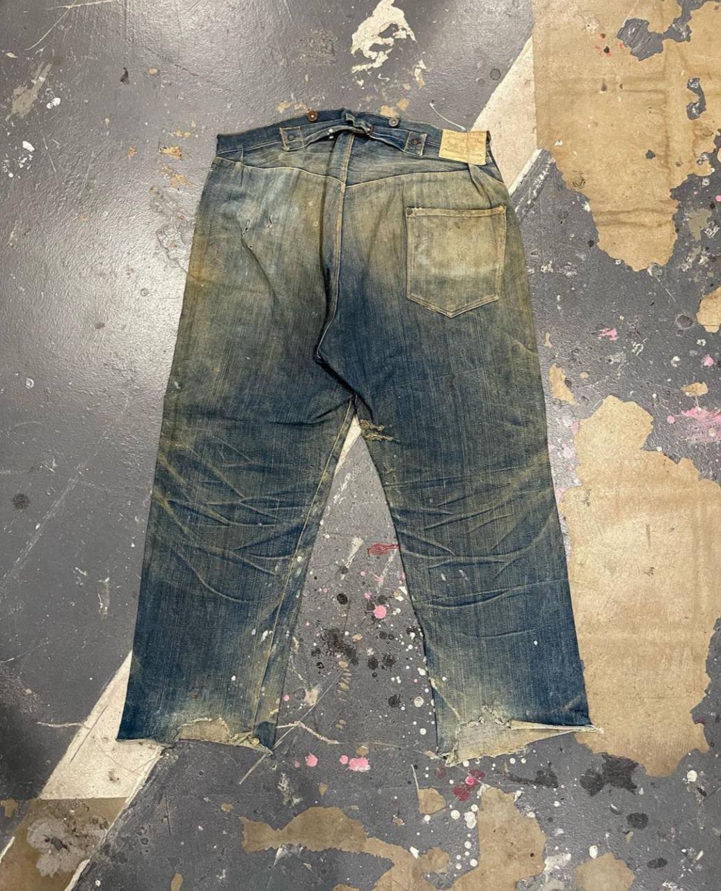گران‌ ترین شلوار جین‌ دنیا به قیمت ۸۷۴۰۰ دلار فروخته شد! + عکس