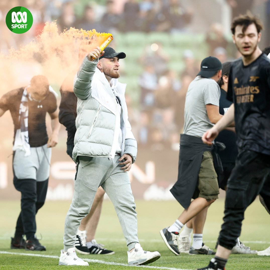 زد و خورد هواداران