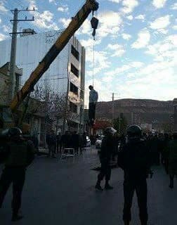 تصویری دیگر از اعدام قاتل شهدای بسیجی مشهد