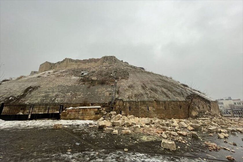 تخریب قلعه باستانی در زلزله ترکیه