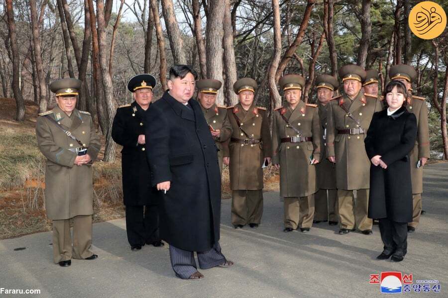کیم جونگ اون و دخترش نظاره‌گر پرتاب همزمان ۶ موشک+ عکس