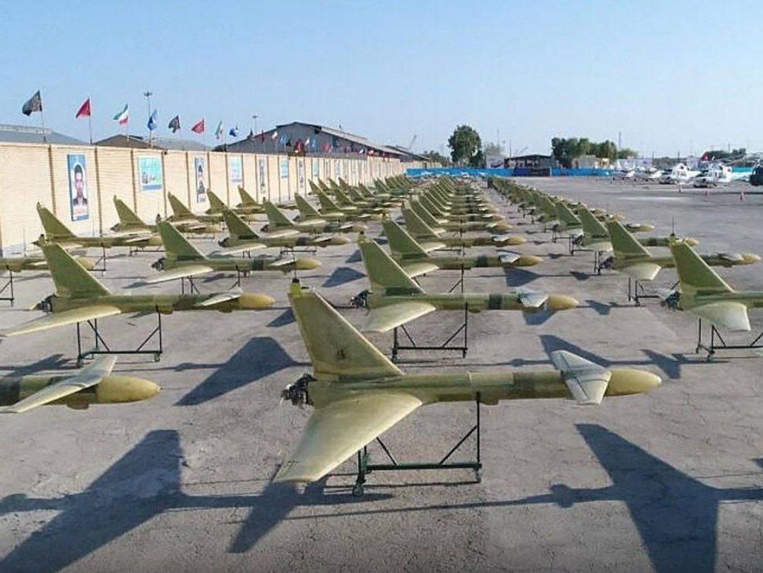 حضور انبوه پهپادهای ارتش در رژه ۲۹ فروردین تهران