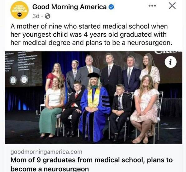 مادری که با داشتن ۹ فرزند پزشک شد!+ عکس